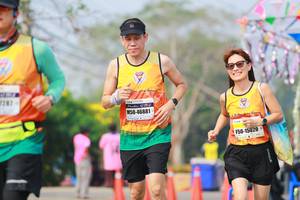 BIB: 2281, 46881, 15020
                            <button type="button" onclick="openModal(9891791)" class="btn btn-primary btn-sm float-right btn-popup" data-toggle="modal" data-target=".modal-high-quality">
                        <i class="fas fa-shopping-cart"></i> Add to Cart
                    </button>
                                            <button type="button" onclick="isThisMe(9891791, true)" class="btn btn-success btn-sm float-right btn-popup btn-isme hidden" data-toggle="tooltip" data-placement="bottom" title="นี่คือรูปของคุณใช่ไหม คลิกที่นี่เพื่อเอาเข้าอัลบั้ม">
                        <i class="fas fa-plus"></i> Add to album
                    </button>
                    <button type="button" onclick="isThisMe(9891791, false)" class="btn btn-warning btn-sm float-right btn-popup btn-isnotme hidden">
                        <i class="fas fa-ban"></i> Remove from album
                    </button>